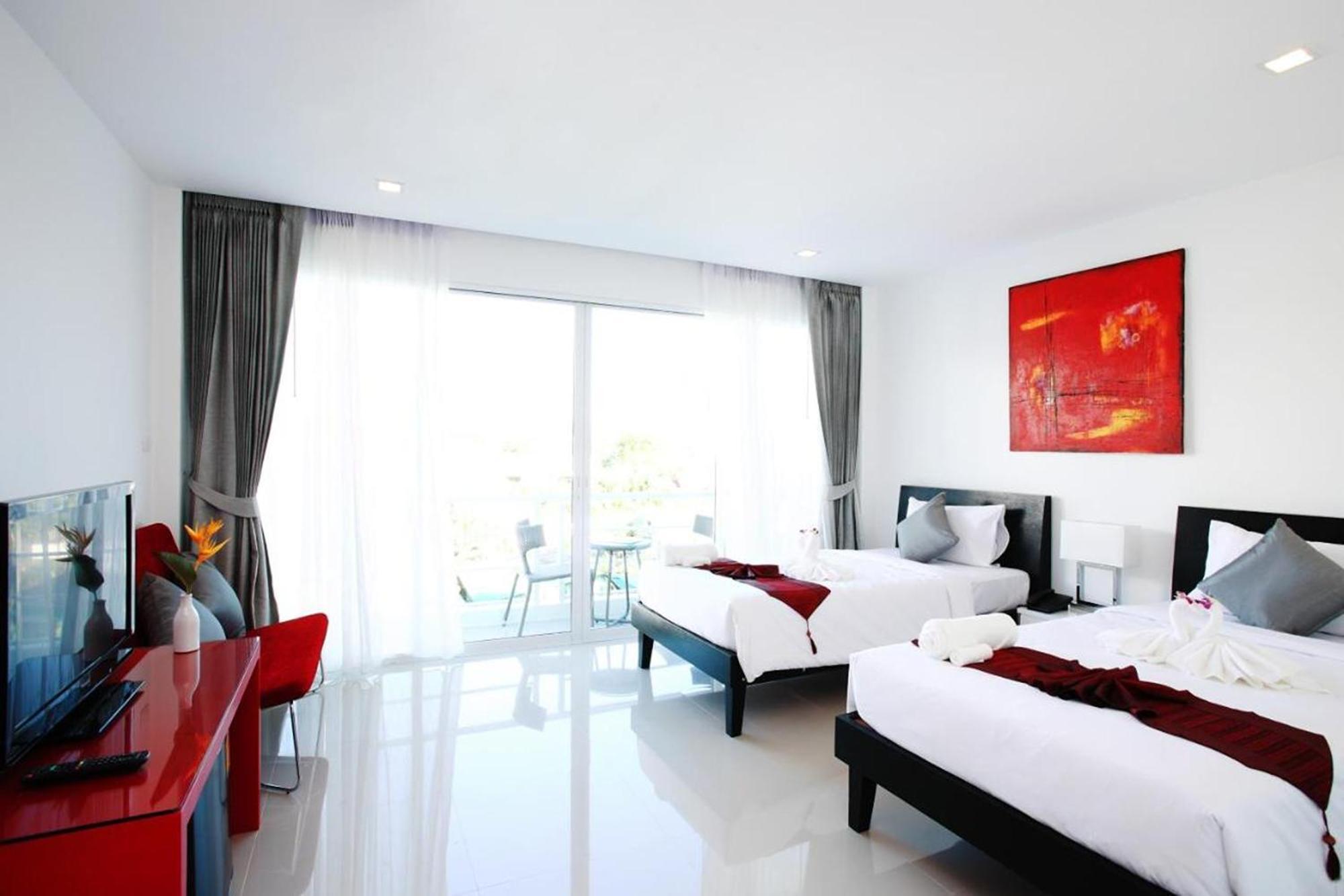 One World One Home Naiharn Hotel Rawai Kültér fotó